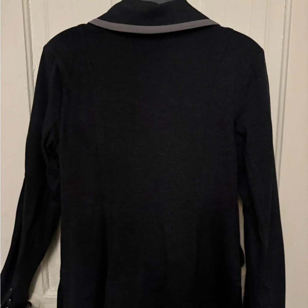 Cabi Women’s Black Tailored Button-Front Jacket - EUC - Picture 3 of 5
